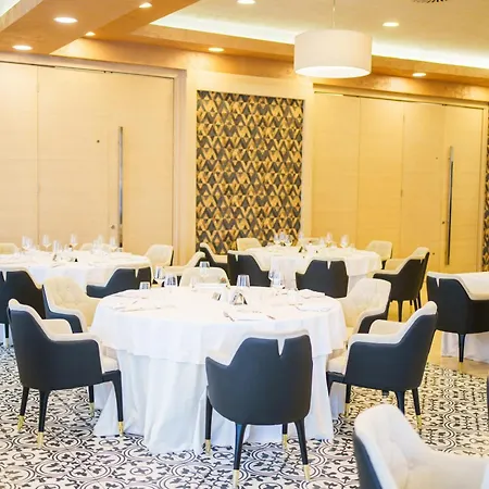 Monogram Park 4* Ruma