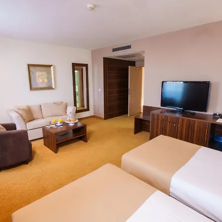 Hotel Monogram Park